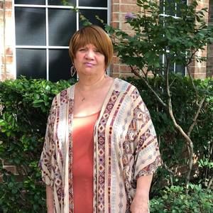 Meet your Posher, Deborah